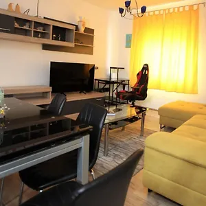  Apartament Mantenjin